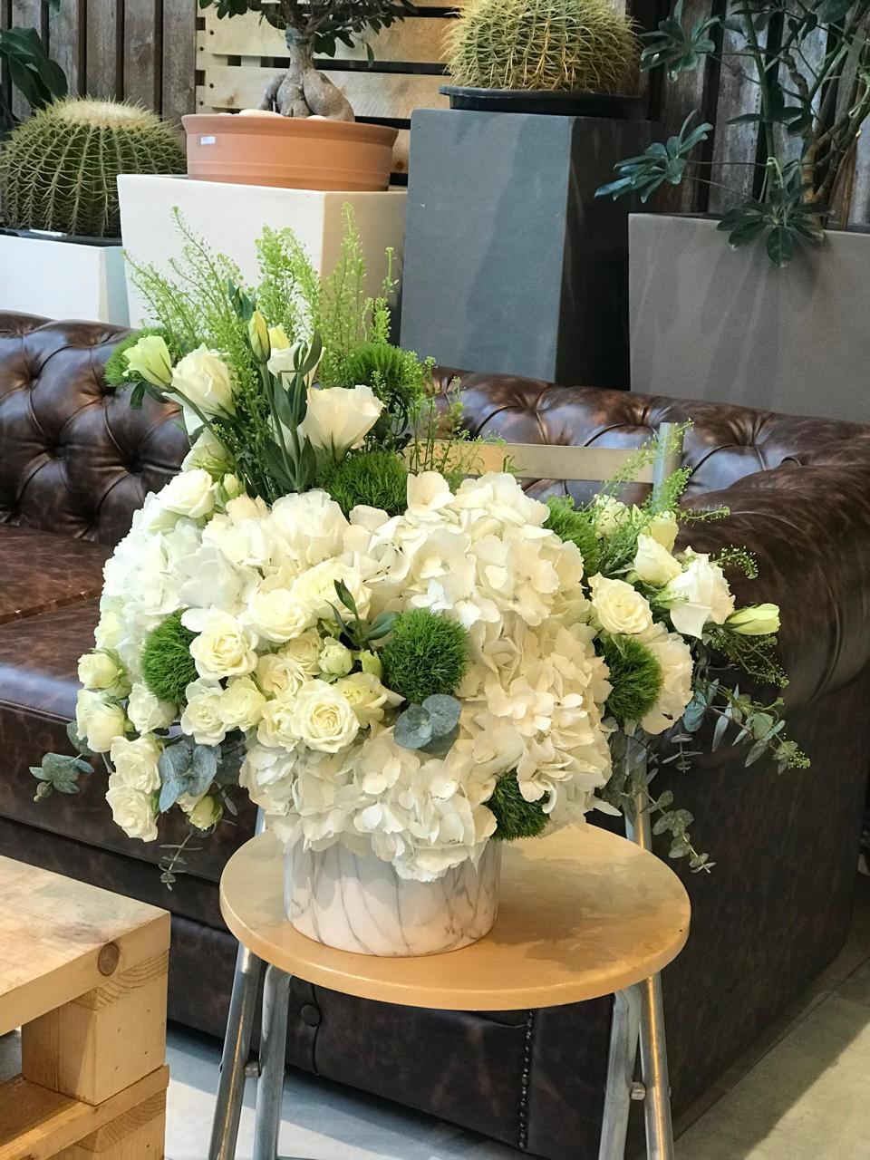 White Pearlby Flowers With Love