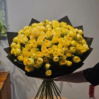 15 Yellow Baby Roses Bouquet